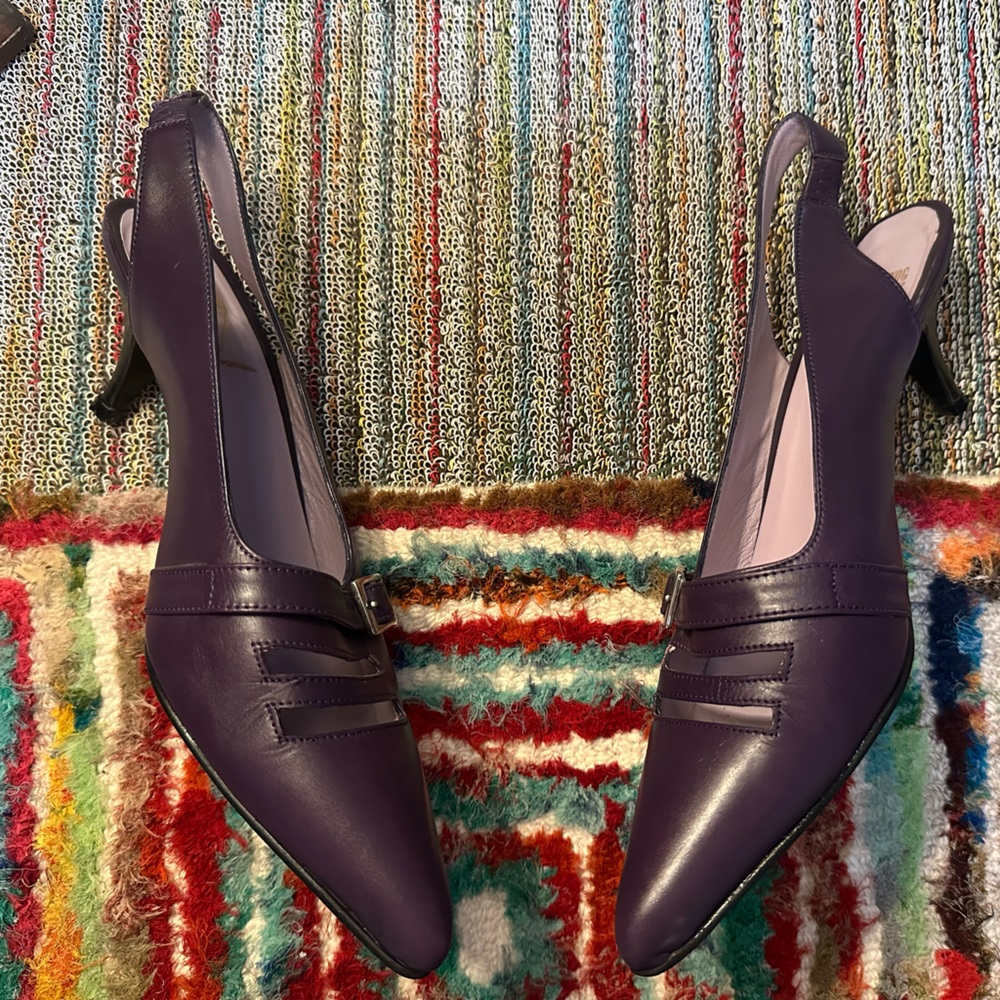 Fluevog VINTAGE EXCELLENT purple pointy slingback heel w/ cutouts & buckle - 9.5 - Picture 8 of 16